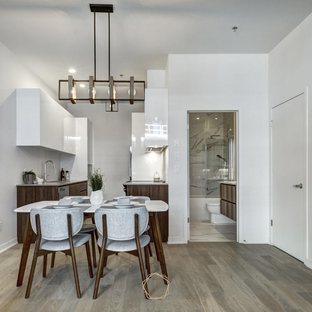 How to Remove Walkways from a Floor