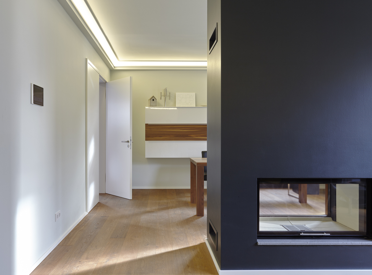 Vinyl flooring
