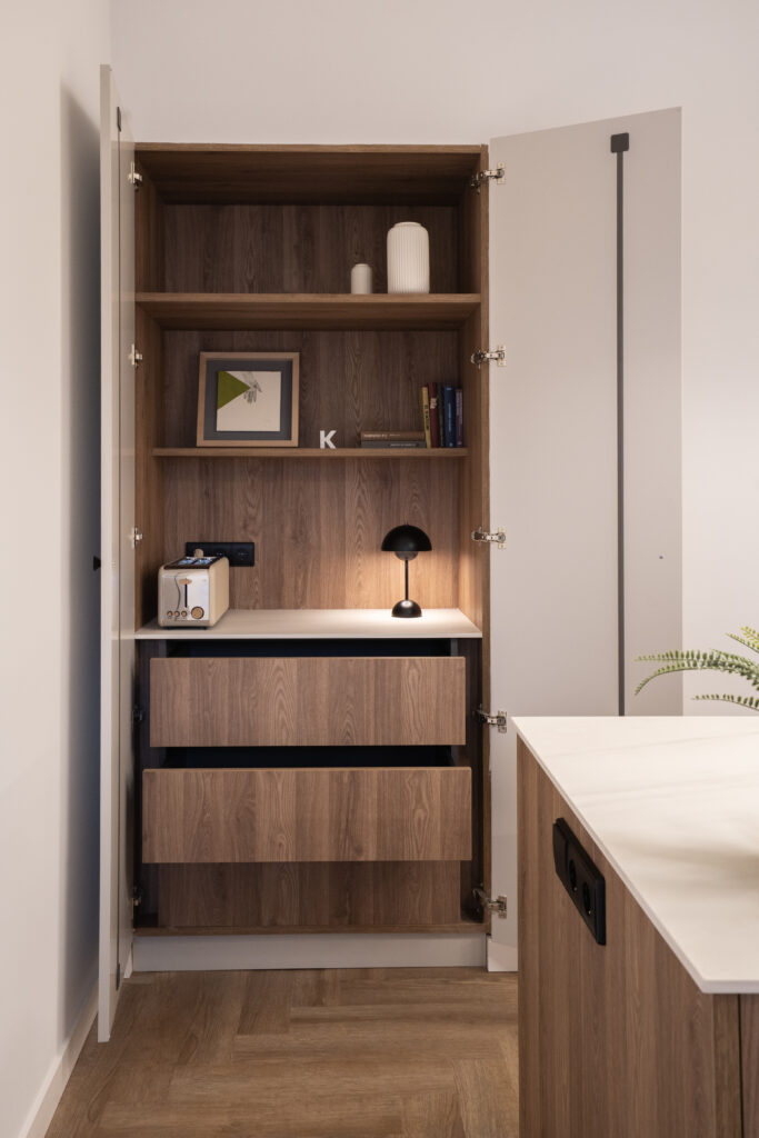 Reforma integral en Godella, desayunador en tu reforma